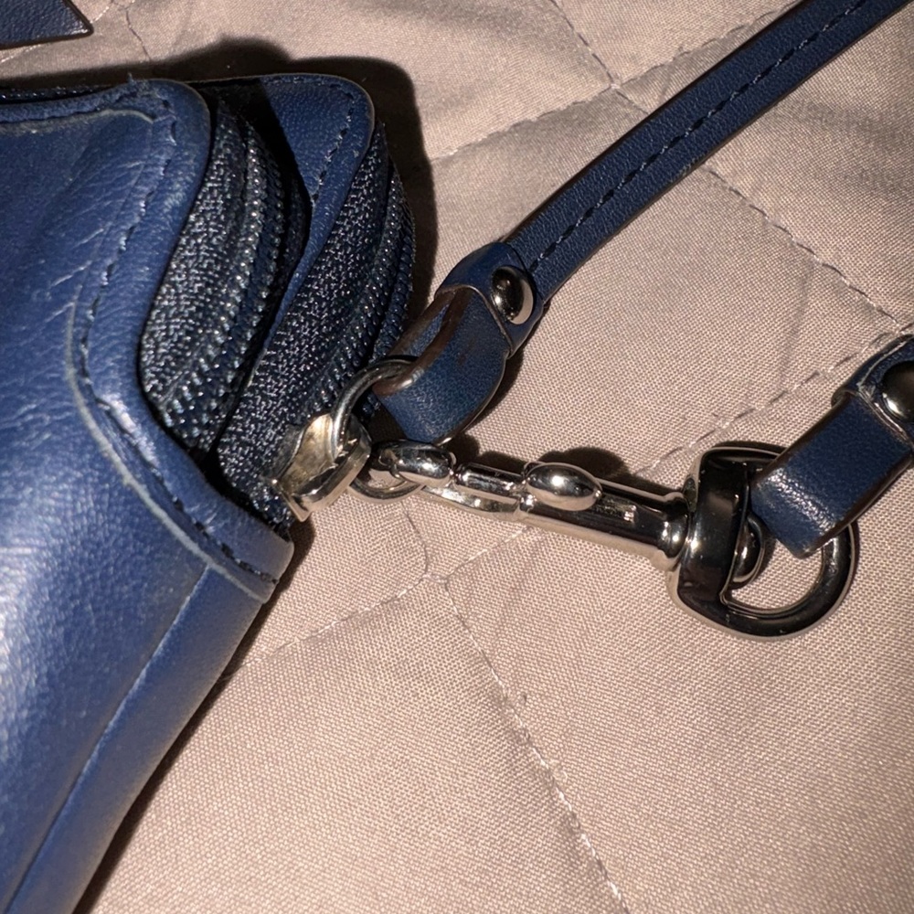 Coach Daisy Navy Blue Double Zip Leather Wristlet Wallet - Picture 10 of 10